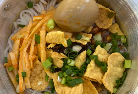 學(xué)校食堂開(kāi)螺螄粉加盟店咋選？白螺灣優(yōu)勢(shì)拉滿(mǎn)